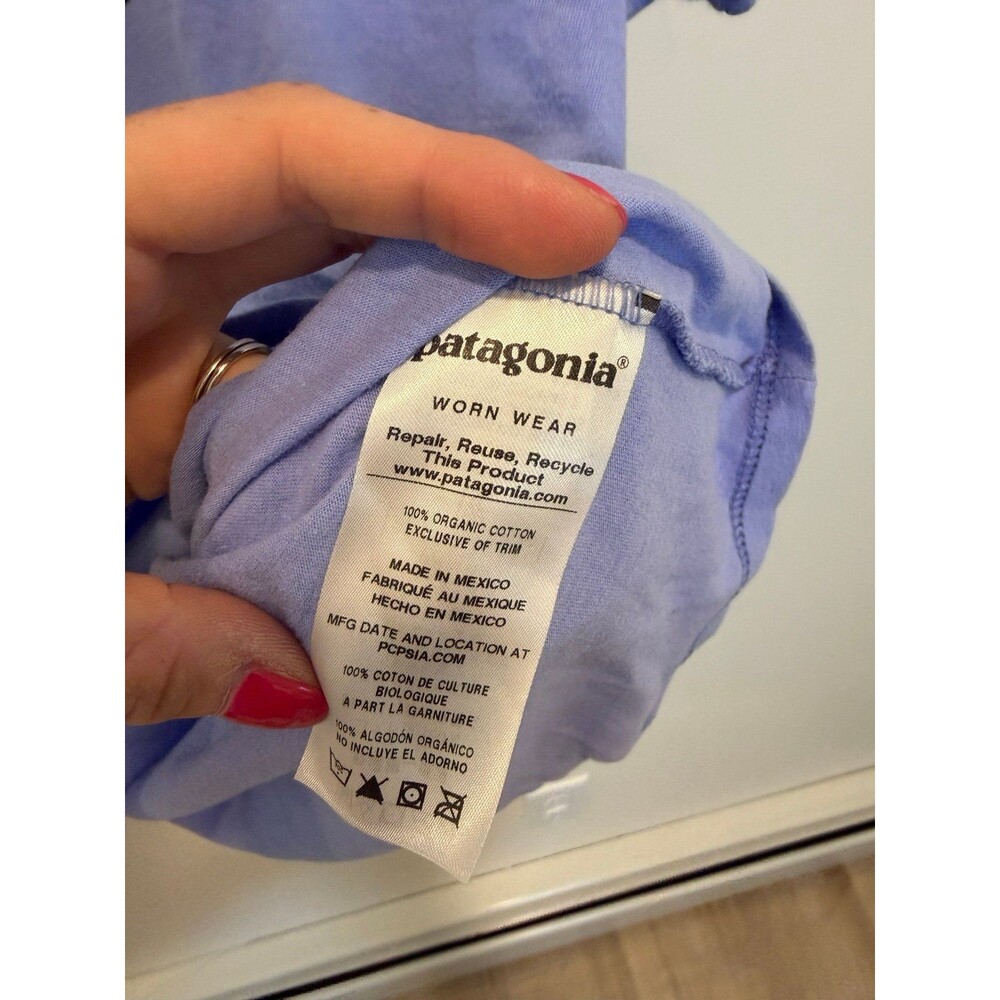 Patagonia Woman’s Bison Logo T-Shirt - Picture 3 of 4